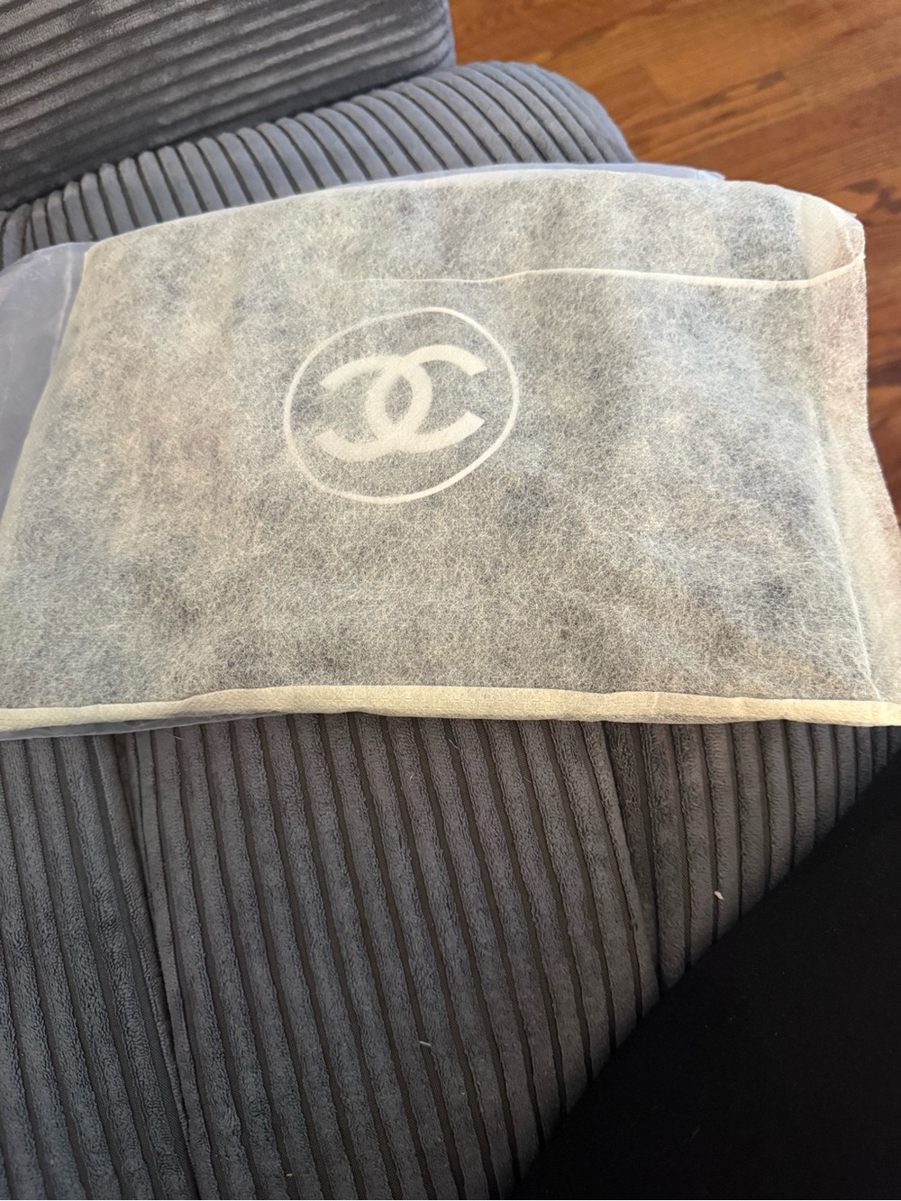 Chanel Black Cosmetic Pouch with White CC Logo GWP approx11x8 - Picture 2 of 5